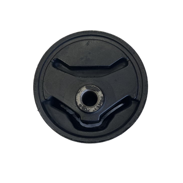 トーションビームブッシュ